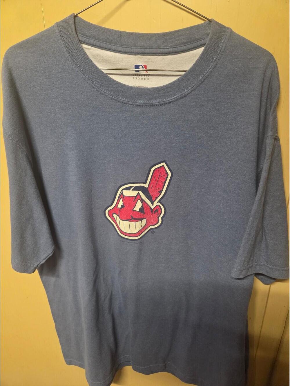 MLB Cleveland Indians Vintage Men's T-shirt Large